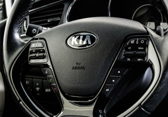 Подержанный автомобиль Kia Ceed Wagon 2017 года (9 фото)