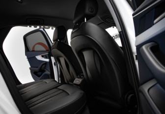 Подержанный автомобиль Audi A4 Sedan 2018 года (30 фото)