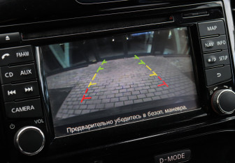Подержанный автомобиль Nissan Juke 2013 года (11 фото)