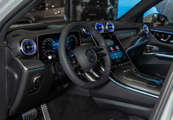 Новый Mercedes-Benz GLC AMG 2025 (12 фото)