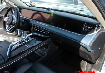 Подержанный автомобиль Voyah Free 2022 года (7 фото)