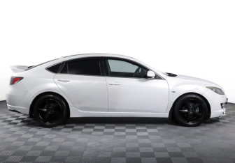 Подержанный автомобиль Mazda 6 Sedan 2008 года (4 фото)
