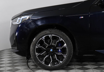 Новый BMW X3 2025 (8 фото)
