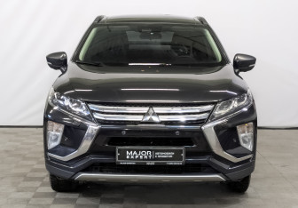 Подержанный автомобиль Mitsubishi Eclipse Cross 2018 года (2 фото)