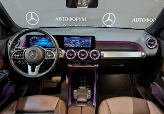 Подержанный автомобиль Mercedes-Benz GLB 2021 года (14 фото)
