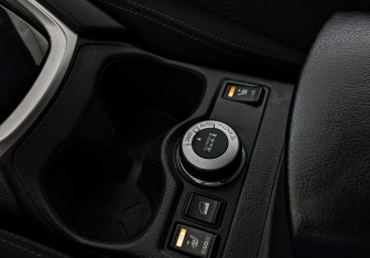 Подержанный автомобиль Nissan X-Trail 2021 года (28 фото)