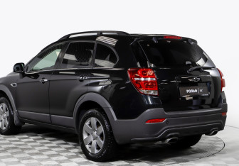 Подержанный автомобиль Chevrolet Captiva 2013 года (5 фото)