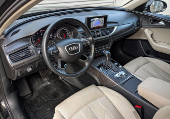 Подержанный автомобиль Audi A6 Sedan 2017 года (15 фото)