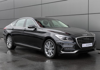 Подержанный автомобиль Genesis G80 2020 года (3 фото)