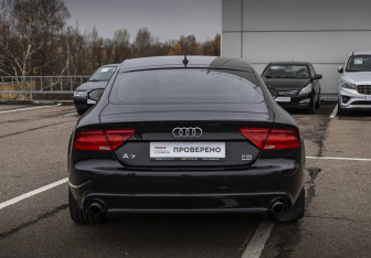 Подержанный автомобиль Audi A7 2010 года (6 фото)