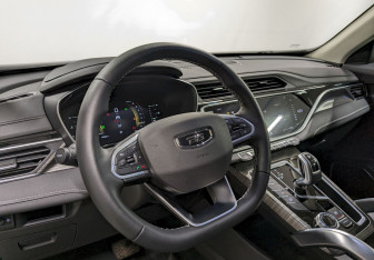 Подержанный автомобиль Belgee X70 2024 года (13 фото)