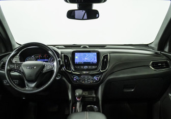 Подержанный автомобиль Chevrolet Equinox 2021 года (13 фото)
