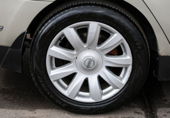 Подержанный автомобиль Nissan Teana 2006 года (19 фото)