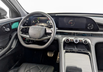 Подержанный автомобиль Exeed RX 2023 года (27 фото)