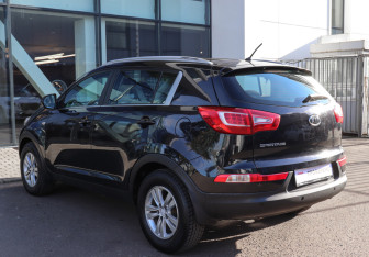 Подержанный автомобиль Kia Sportage 2012 года (6 фото)