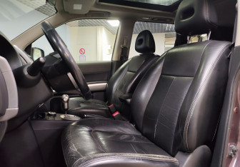Подержанный автомобиль Nissan X-Trail 2007 года (10 фото)