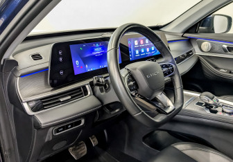 Подержанный автомобиль Chery Tiggo 8 Pro Max 2024 года (16 фото)