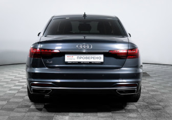 Подержанный автомобиль Audi A4 Sedan 2020 года (6 фото)