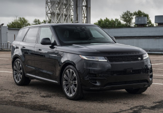 Подержанный автомобиль Land Rover Range Rover Sport 2025 года (5 фото)