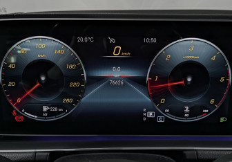 Подержанный автомобиль Mercedes-Benz GLE 2021 года (15 фото)