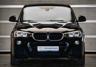 Подержанный автомобиль BMW X4 2015 года (2 фото)