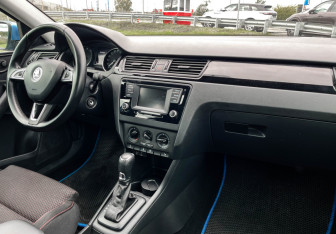 Подержанный автомобиль Skoda Rapid Liftback 2015 года (9 фото)