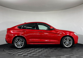Подержанный автомобиль BMW X4 2018 года (6 фото)