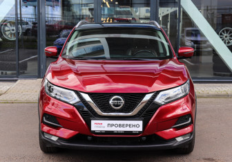 Подержанный автомобиль Nissan Qashqai 2020 года (2 фото)