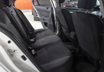 Подержанный автомобиль Mitsubishi Lancer Sedan 2014 года (12 фото)