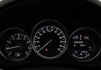 Подержанный автомобиль Mazda CX-8 2022 года (13 фото)