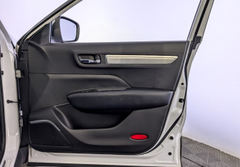 Подержанный автомобиль Renault Samsung QM6 2021 года (25 фото)