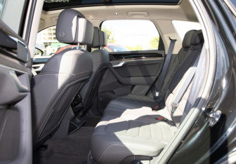 Новый Volkswagen Touareg 2025 (14 фото)