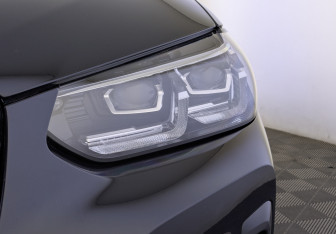 Подержанный автомобиль BMW X3 2024 года (11 фото)