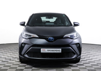 Подержанный автомобиль Toyota C-HR 2020 года (2 фото)