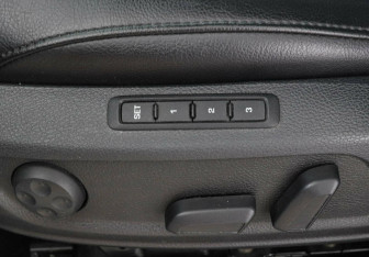 Подержанный автомобиль Volkswagen Passat Wagon 2012 года (7 фото)