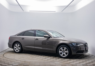 Подержанный автомобиль Audi A6 Sedan 2013 года (3 фото)