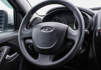 Подержанный автомобиль LADA (ВАЗ) Granta Liftback 2015 года (15 фото)