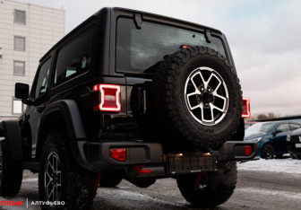 Новый Jeep Wrangler 2025 (6 фото)