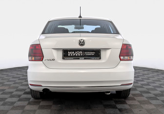 Подержанный автомобиль Volkswagen Polo Sedan 2019 года (6 фото)