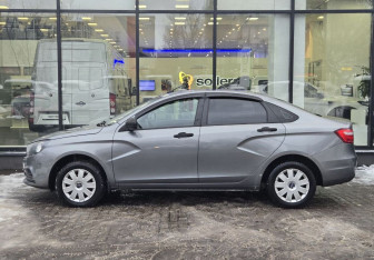 Подержанный автомобиль LADA (ВАЗ) Vesta Sedan 2017 года (5 фото)