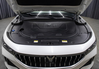 Подержанный автомобиль Voyah Free 2023 года (9 фото)