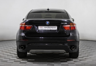 Подержанный автомобиль BMW X6 2012 года (6 фото)