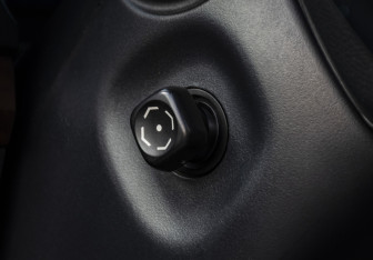 Подержанный автомобиль Toyota Land Cruiser Prado 2011 года (22 фото)