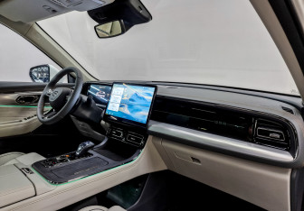 Новый GAC GS8 2025 (9 фото)