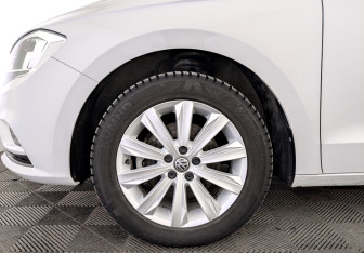 Подержанный автомобиль Volkswagen Bora Sedan 2022 года (18 фото)