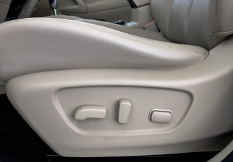 Подержанный автомобиль Nissan X-Trail 2019 года (25 фото)