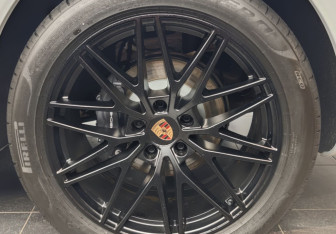 Новый Porsche Cayenne 2025 (12 фото)