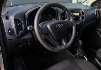 Подержанный автомобиль LADA (ВАЗ) XRAY 2019 года (12 фото)