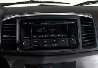 Подержанный автомобиль Mitsubishi Lancer Sedan 2014 года (9 фото)