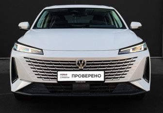 Подержанный автомобиль Changan Lamore 2024 года (2 фото)